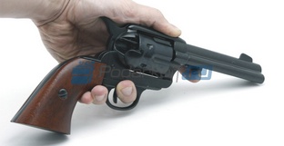 Револьвер кольт, 45 калибр, США 1886 г. 